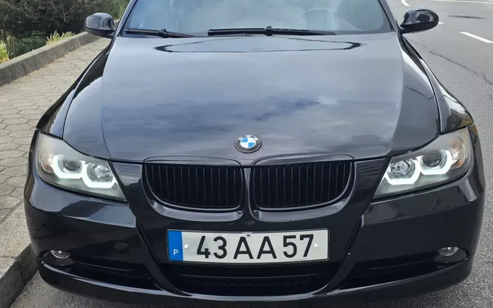 BMW 320