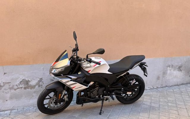 Aprilia Tuono 125