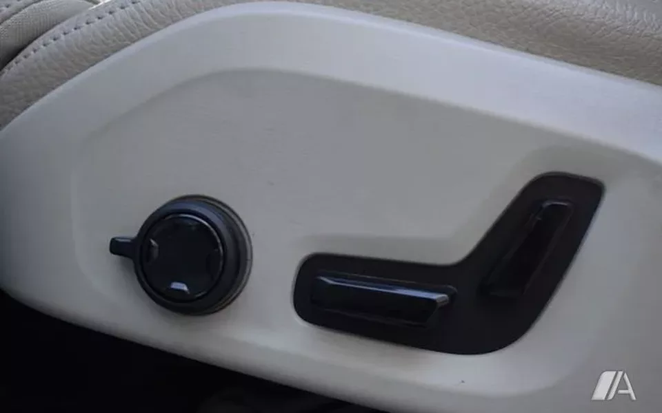 VOLVO XC90 2.0 B5 D AWD Inscription Auto