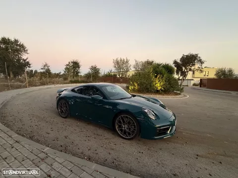 Porsche 911 (992)