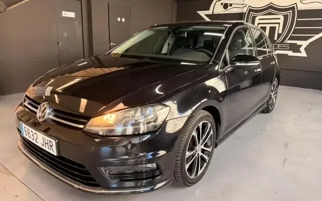 VOLKSWAGEN Golf Sport BlueMotion Tech.