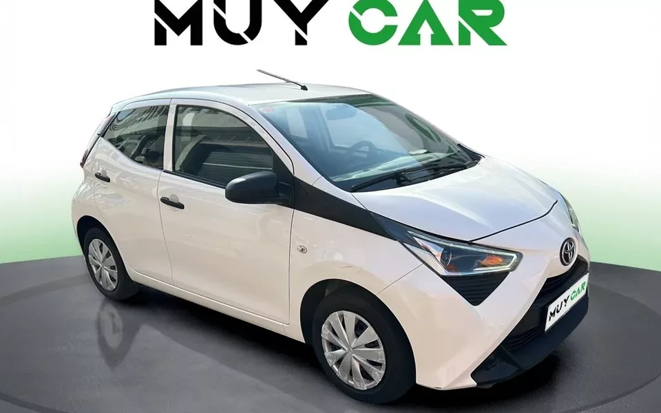 TOYOTA Aygo Aygo 70 x-play