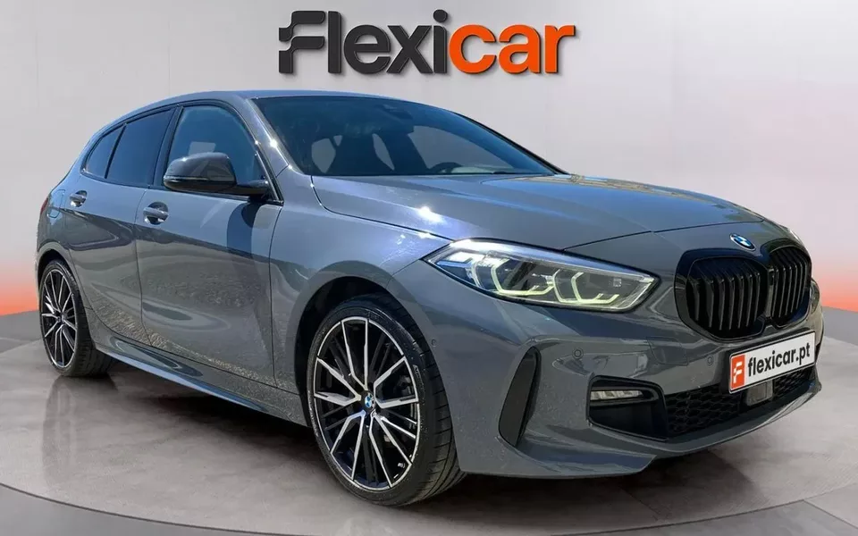BMW 118 i Pack Desportivo M Auto