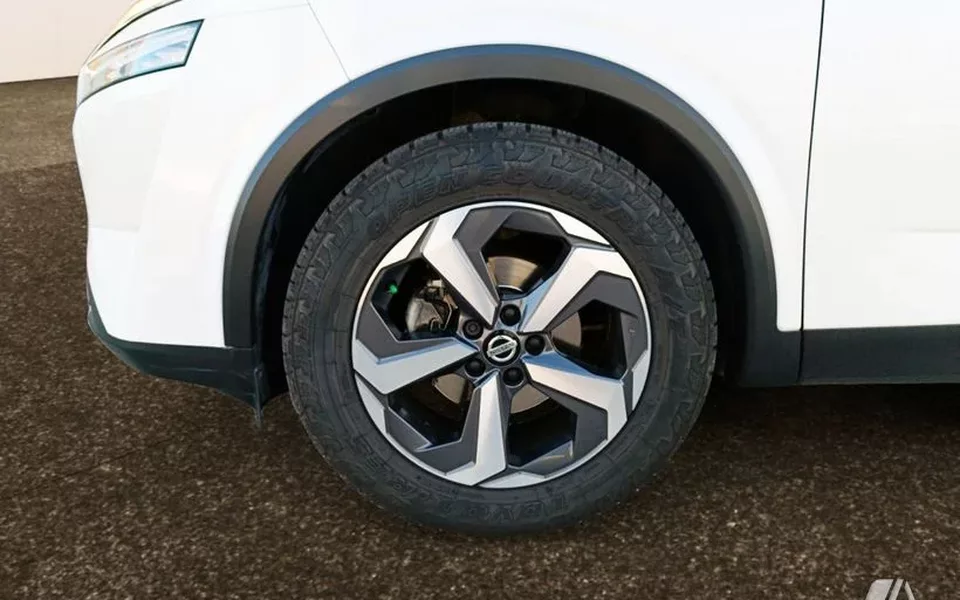NISSAN Qashqai QASHQAI 1.3 DIG-T MHEV 160CV N-CONNECTA DCT 4X4 - 22790€ en Burgos