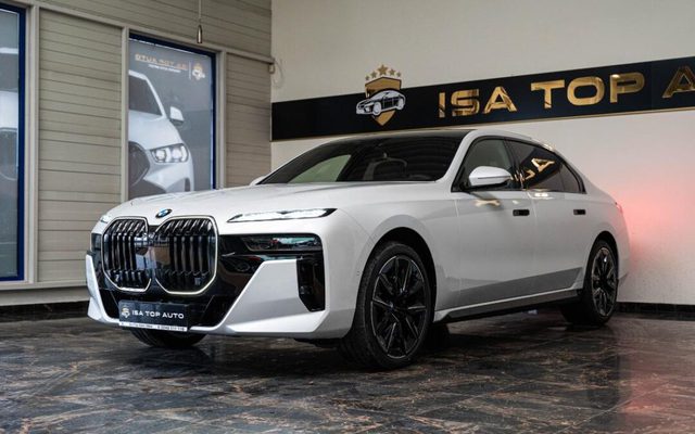 BMW Seria 7 2026