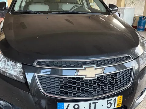 Chevrolet Cruze 1.6 LS
