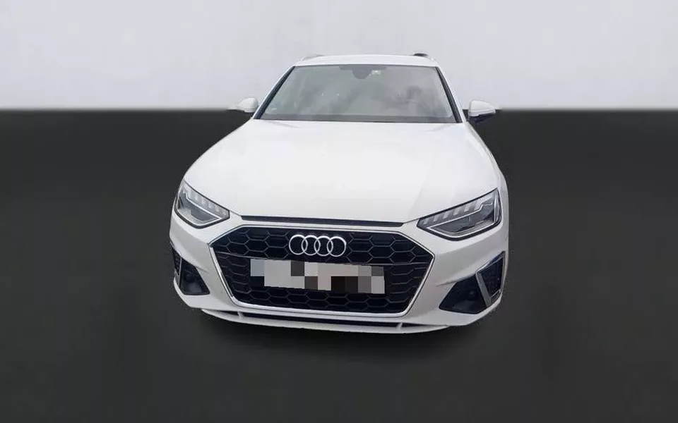 AUDI A4 Avant S line 35 TDI 120kW S tronic