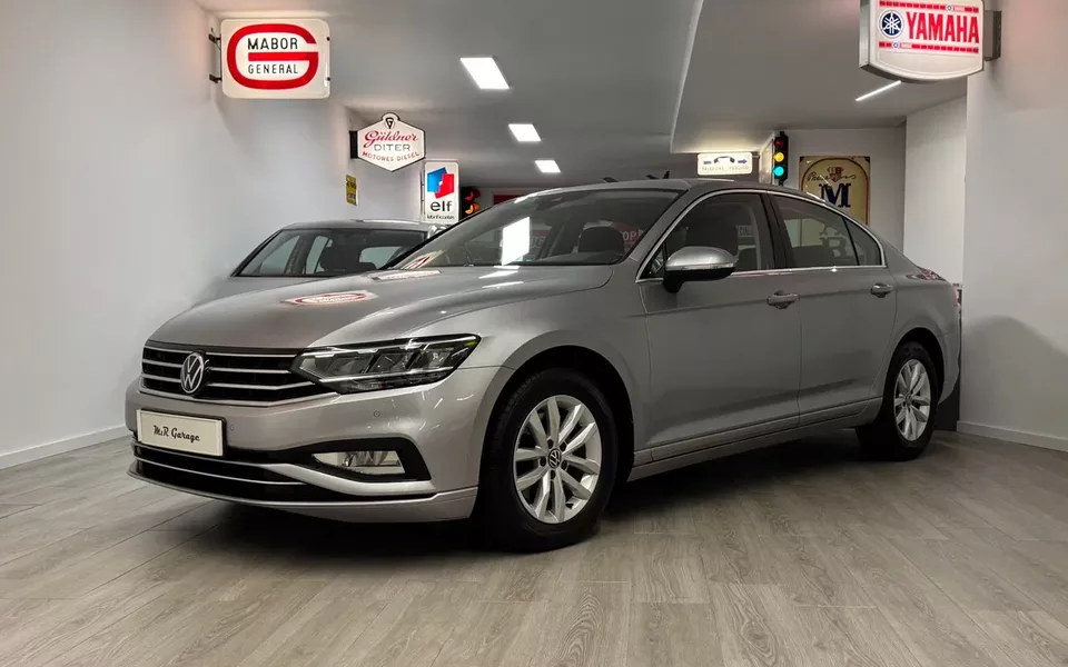 VW Passat 2.0 TDI Business DSG