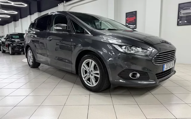 Ford S-Max 2.0 TDCi Titanium