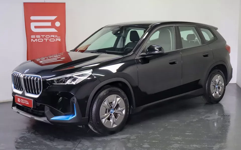 BMW iX1 xDrive30