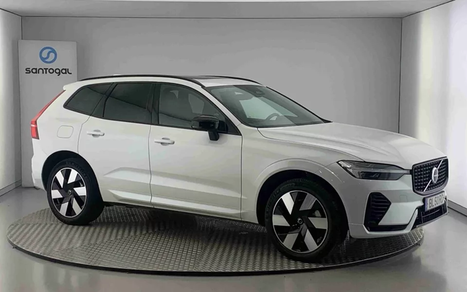 VOLVO - XC60 - XC60 2.0 T6 PHEV Plus Dark AWD