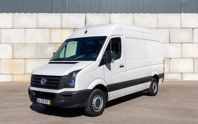 VW Crafter 35 2.0 TDI L3H3 Médio TA 7L