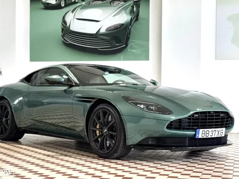 Aston Martin DB11 Coupé V8 Auto