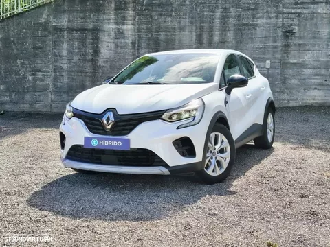 Renault Captur 1.6 E-Tech Full Hybrid Engineered
