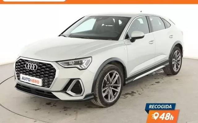 AUDI Q3 35 TDI S line