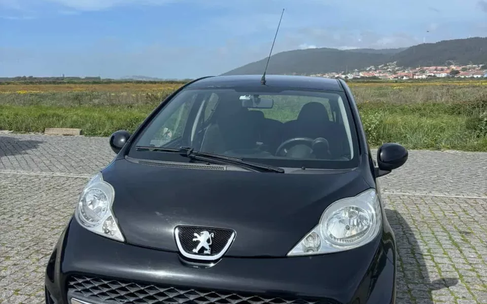 Peugeot 107 1.0 Black&Silver