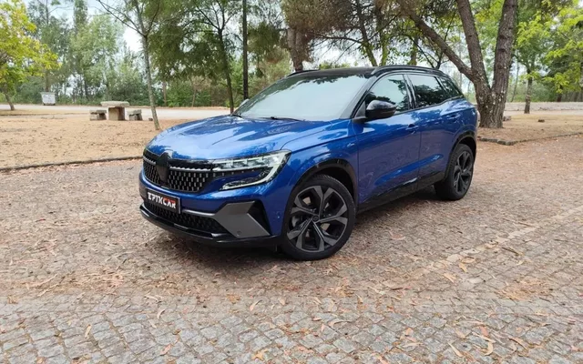 Renault Austral 1.2 Full Hybrid E-Tech Esprit Alpine