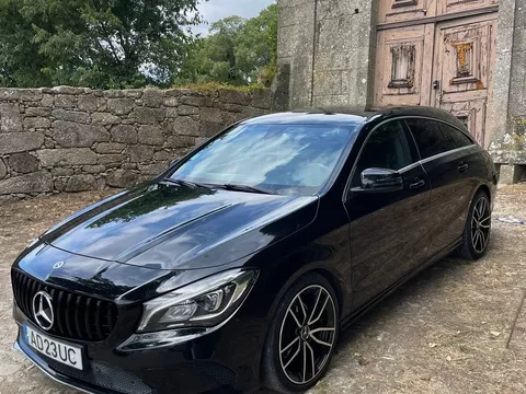 Mercedes-Benz CLA 220 d 4Matic 7G-DCT UrbanStyle Edition