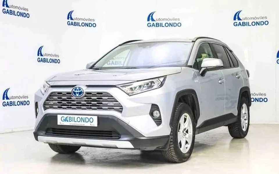 TOYOTA RAV-4 2.5l 220H Advance