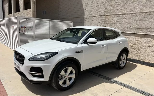 JAGUAR E-Pace E-Pace 2.0D I4 SE AWD Aut. 163