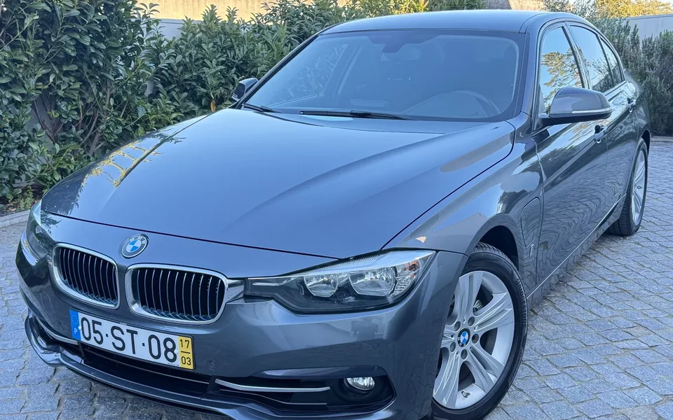 BMW 330