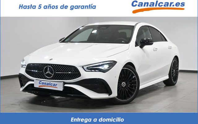 Mercedes-Benz CLA 200 A 200 Sedán