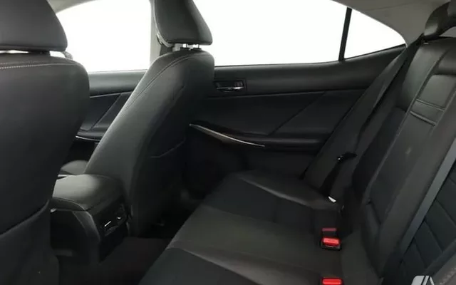 LEXUS IS IS 300h Executive