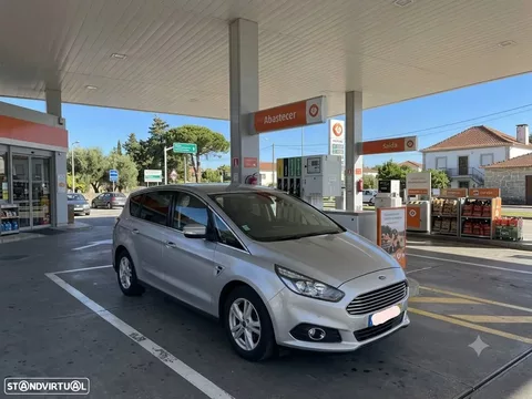 Ford S-Max 2.0 TDCi Titanium