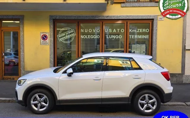 AUDI Q2 30 1.0 TFSI Business usato Benzina Bianco