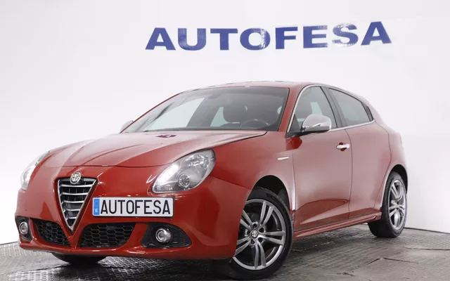 Alfa Romeo Giulietta 1.4 TB DISTINCTIVE 120CV 5P # NAVY, PARKTRONIC 1.4 TB DISTINCTIVE 120CV 5P # NAVY, PARKTRONIC