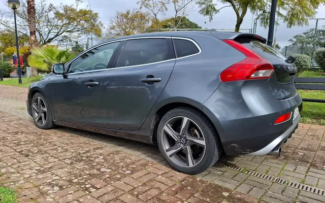 Volvo V40 1.6 D2 Eco R-Design