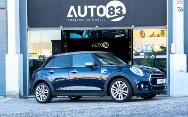 MINI 5 Portas Cooper D Auto