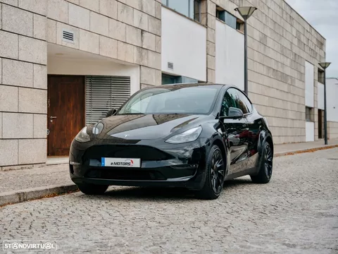 Tesla Model Y Long Range Dual Motor AWD