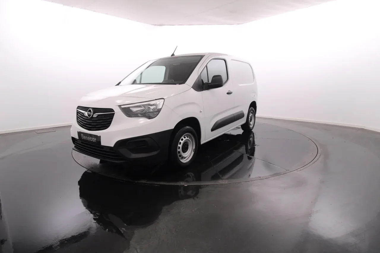 Opel Combo Cargo L1H1 E15DT MT6 100cv 3Lug.