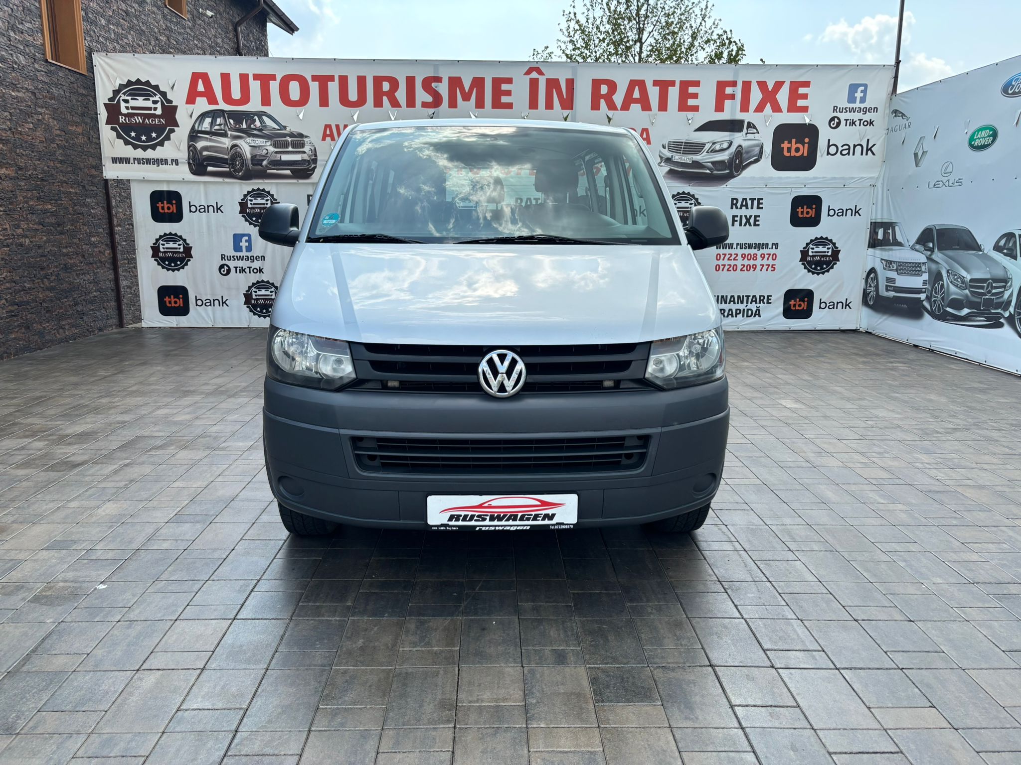 Volkswagen Transporter 2011/11 2.0 Diesel Long 9 Locuri Euro5