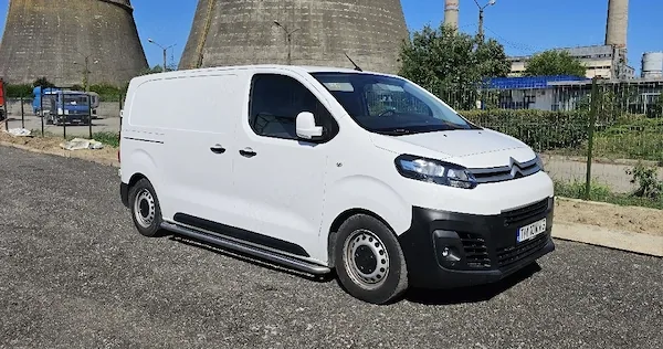 Citroen Jumpy 1.6 an 2017 - echipata cu sertare