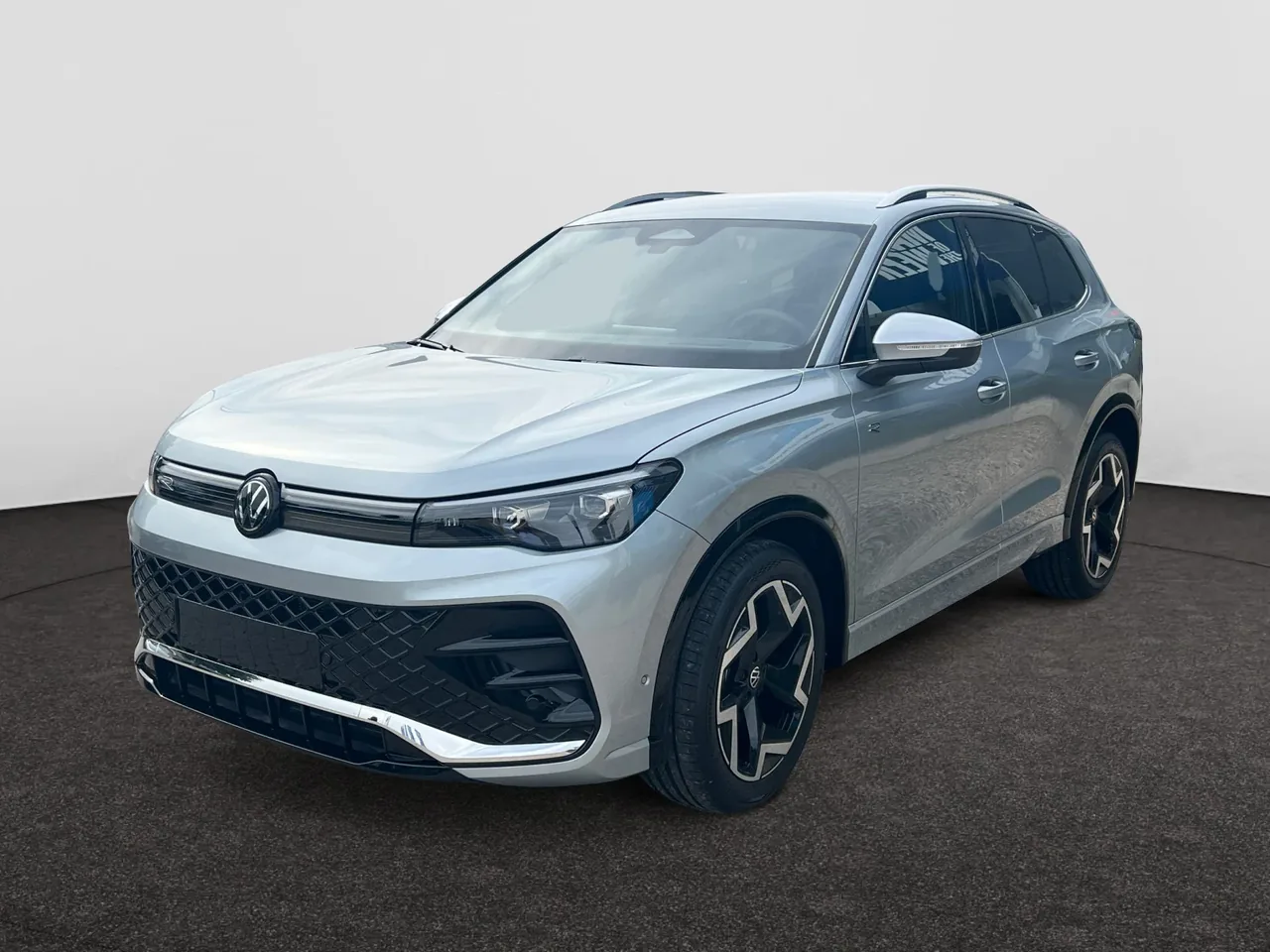 VOLKSWAGEN Tiguan Tiguan R-Line Business Premium 1.5 eTSI 110 kW (150 pk) 7 versnellingen DSG Demo