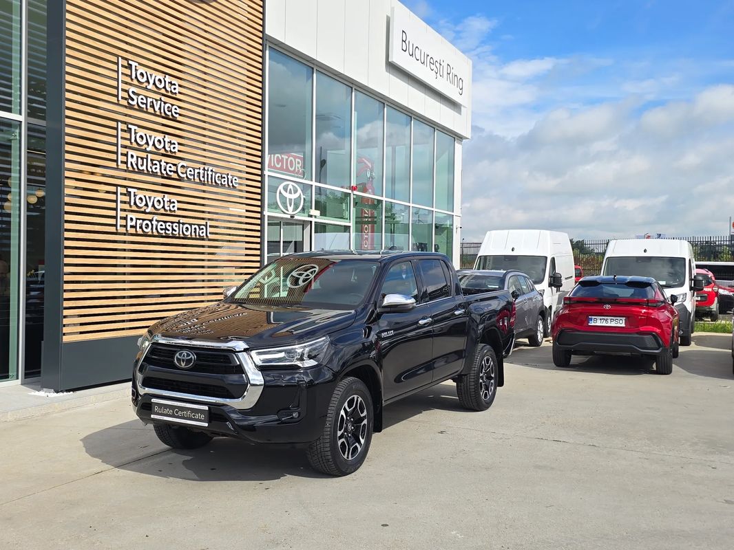 TOYOTA HILUX 2.4D 150CP 4×4 Double Cab Executive