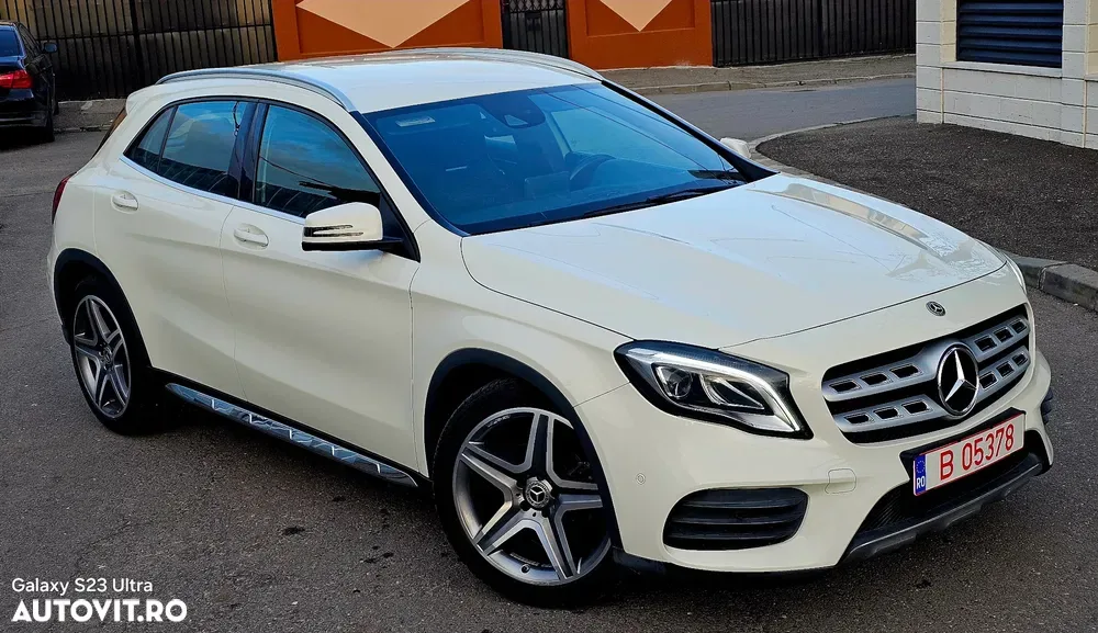 Mercedes-Benz GLA 180 7G-DCT AMG Line 2018