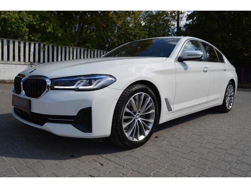 BMW SERIA 5 2022