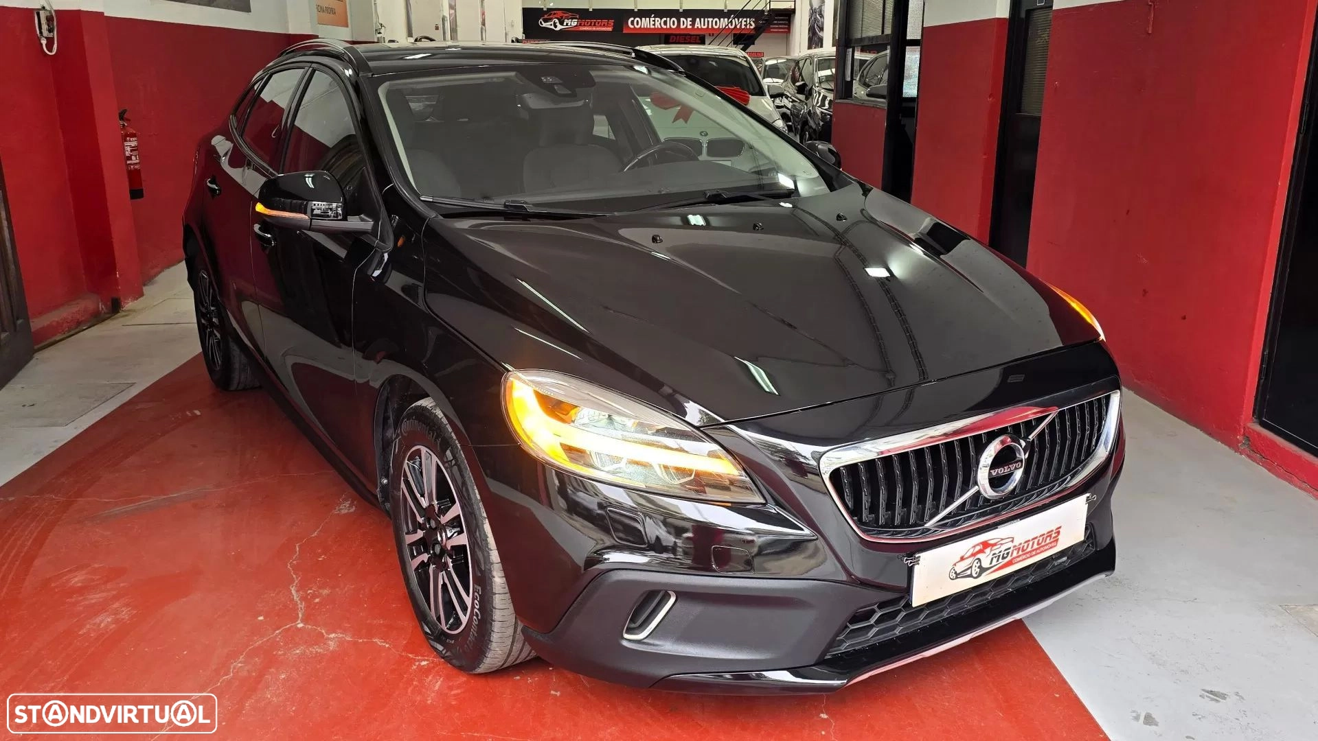 Volvo V40 Cross Country 2.0 D2 Momentum Geartronic