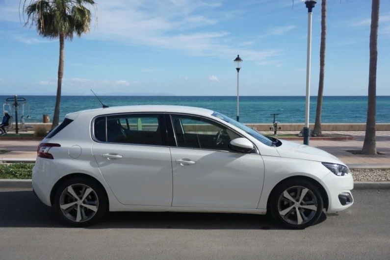 PEUGEOT 308 308 1.6e-HDI Allure
