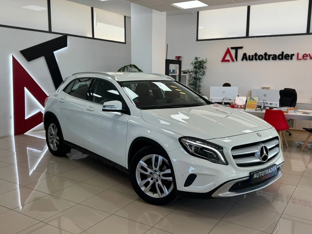 MERCEDES-BENZ Clase GLA GLA 200CDI Urban 7G-DCT