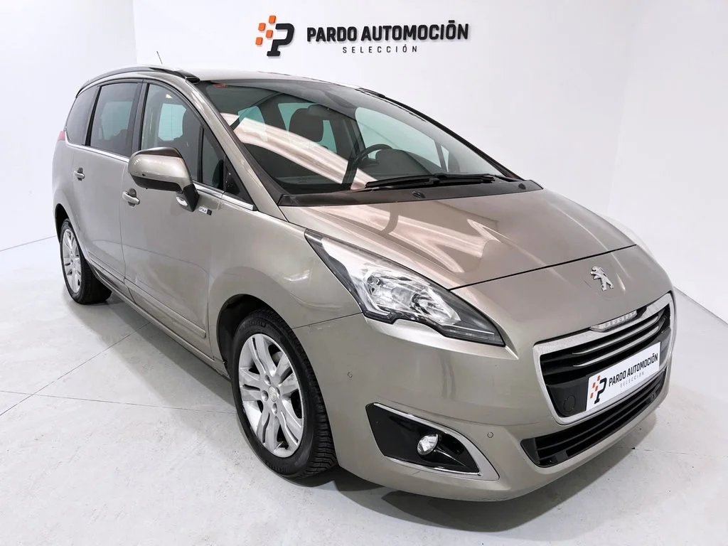 PEUGEOT 5008 5008 1.6 BlueHDi Style 7 pl. 120