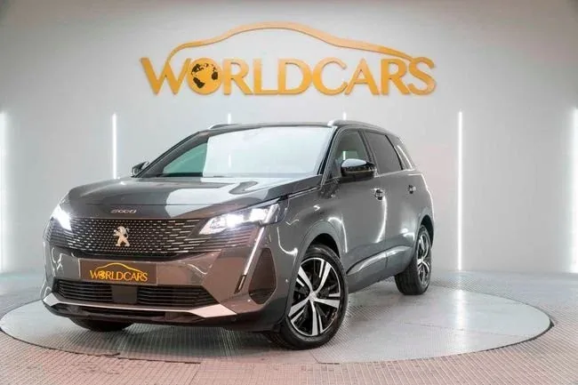 PEUGEOT 5008 1.5 BlueHDi 96kW (130CV) S&S Allure
