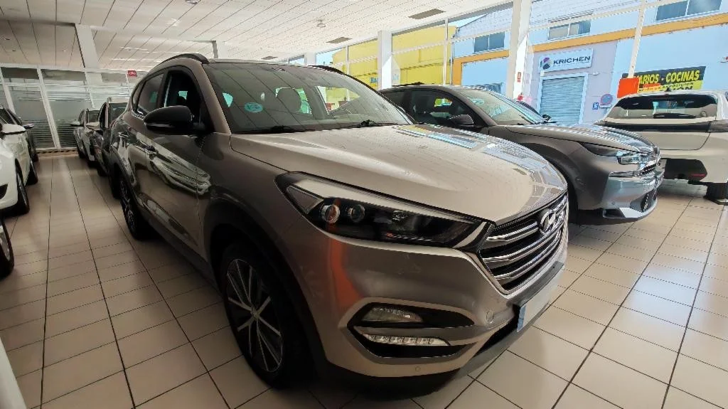 HYUNDAI Tucson TUCSON 1.6 TGDI BLUEDRIVE GO SKY DCT 2WD 5P
