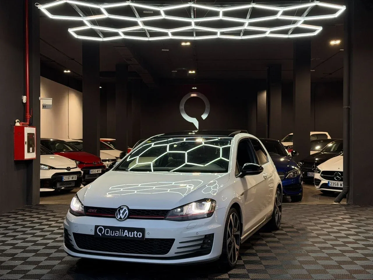 VOLKSWAGEN Golf Golf 2.0 TSI GTI Performance 230