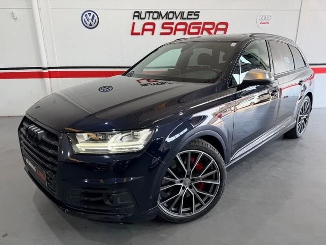AUDI Q7 S Line