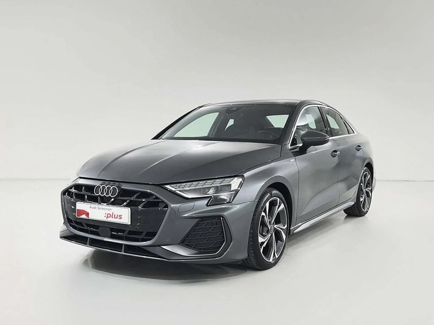 AUDI A3 A3 Sedán TFSI S line S tronic 110kW