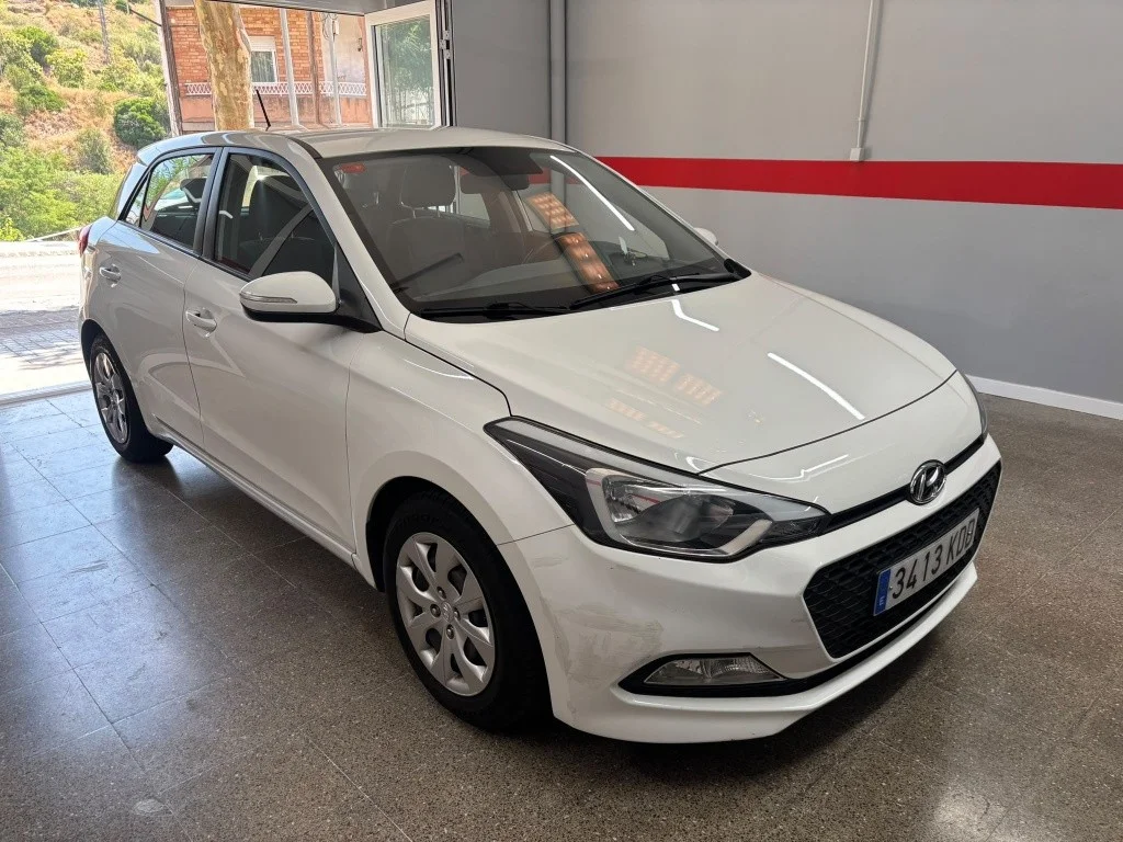 HYUNDAI i20 i20 1.4 Klass Aut.